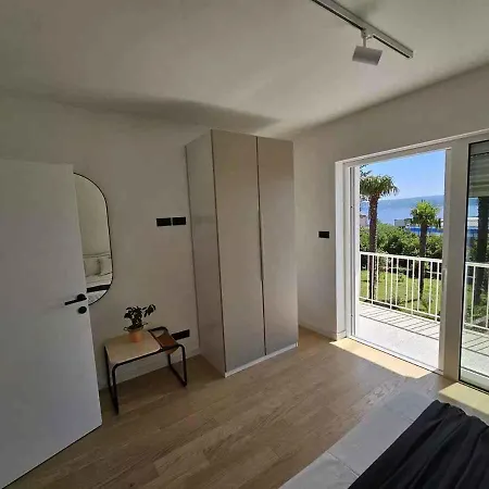 Near In 45030 Crikvenica